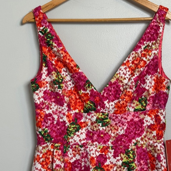 Monique Lhuillier Pink Floral Fit Flare Dress V Neck Size 10 Anthropologie FLAW - Picture 3 of 11